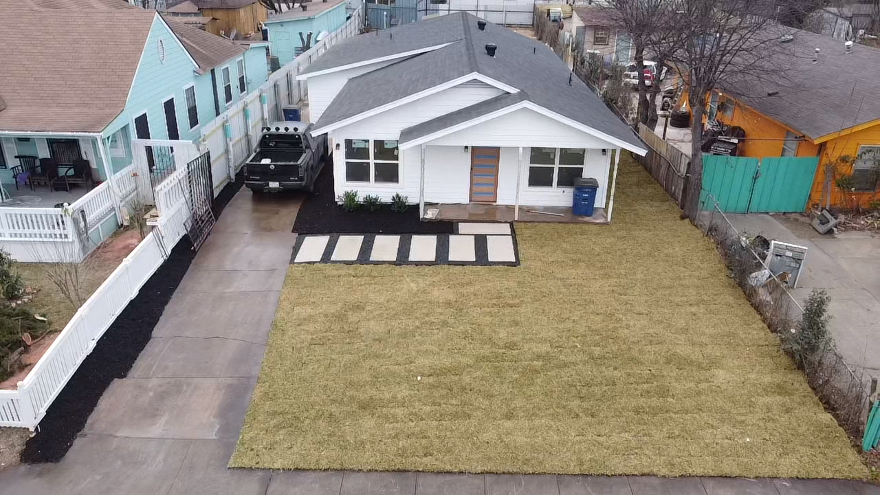 Sod vs. Seed vs. Hydroseed in North Texas: Which Should You Choose?